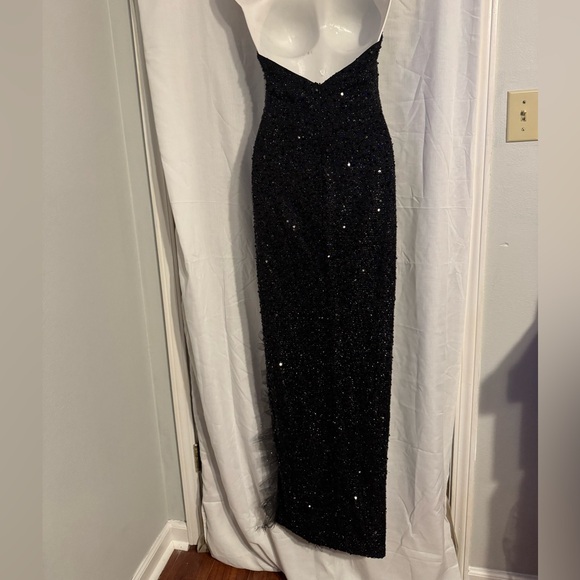 size small. Worn once to a ball - Picture 6 of 7